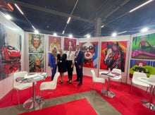 Lade das Bild in den Galerie-Viewer, Grand Prix Glamour - Wandbild auf Leinwand - Gemälde von Adam Laabs