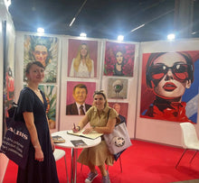 Lade das Bild in den Galerie-Viewer, Grand Prix Glamour - Wandbild auf Leinwand - Gemälde von Adam Laabs