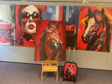 Lade das Bild in den Galerie-Viewer, Reflektionen der Macht - Wandbild auf Leinwand - Ölgemälde