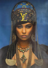 Заредете изображението в програмата за преглед на галерии, Аристократична дама от Мароко картина с художествен печат с женски портрет